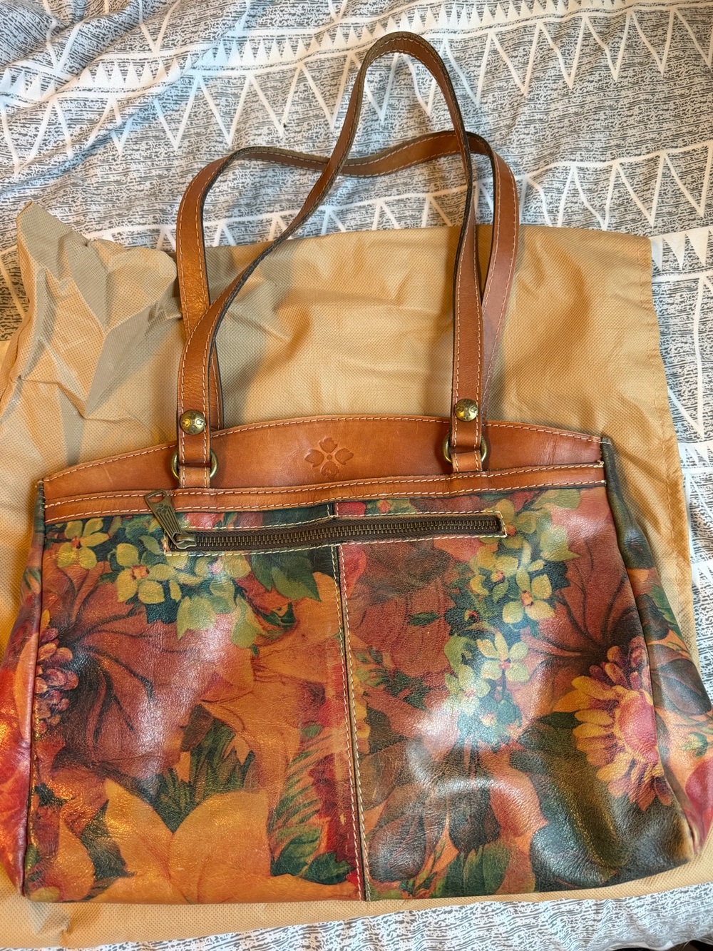Patricia Nash brown floral shoulder bag